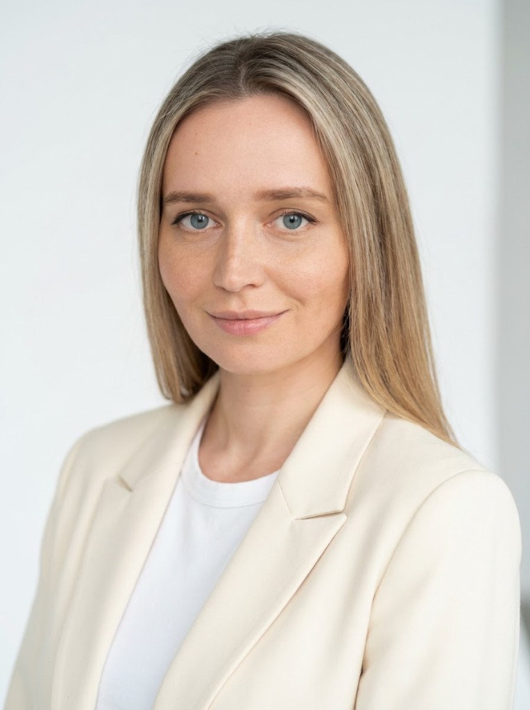 Alena Dziadkova, fundadora de GLC — retrato profesional